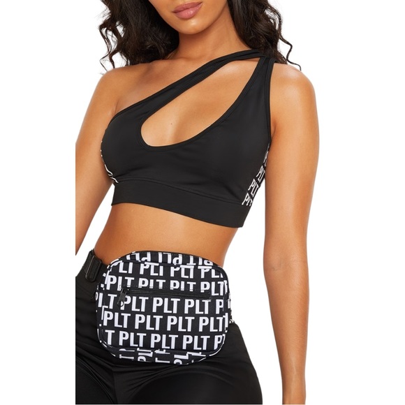 Pretty Little Thing PLT Fanny belt bag SOLD OUT (NWT) - Picture 1 of 8